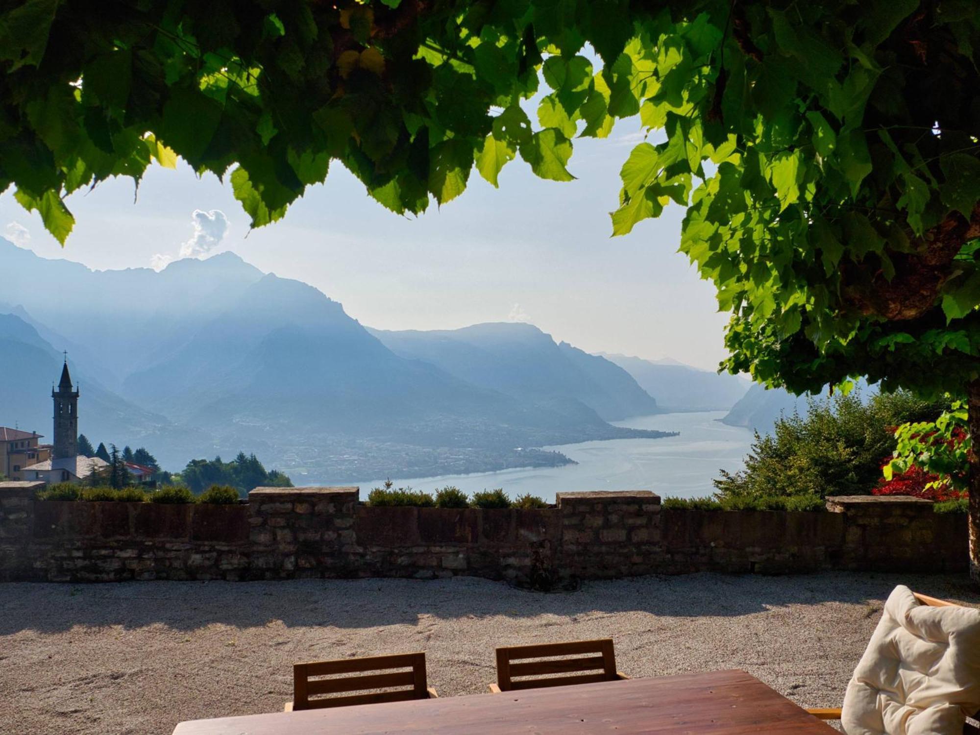 Panoramic Lakeview House Bellagio Civenna Bagian luar foto